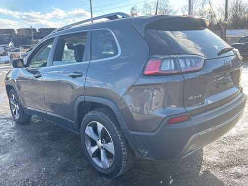 Used 2019 Jeep Cherokee Limited image 5