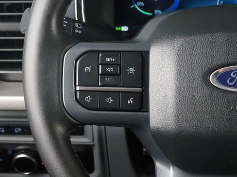 Used 2023 Ford F150 Lightning XLT image 19