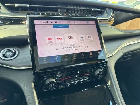 Used 2023 Jeep Grand Cherokee 4WD 4xe image 18