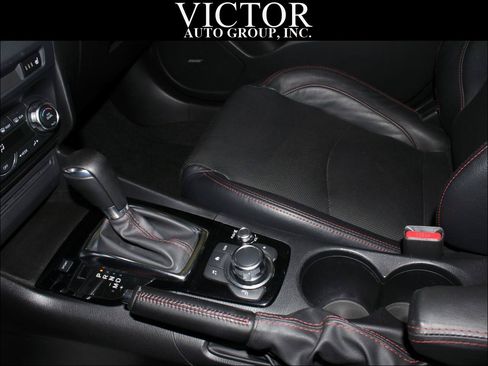 Used 2014 MAZDA MAZDA3 s Grand Touring FWD image 22