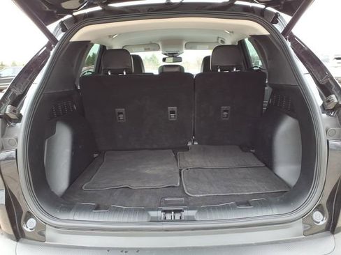 Certified 2025 Ford Escape Platinum AWD/4WD image 9