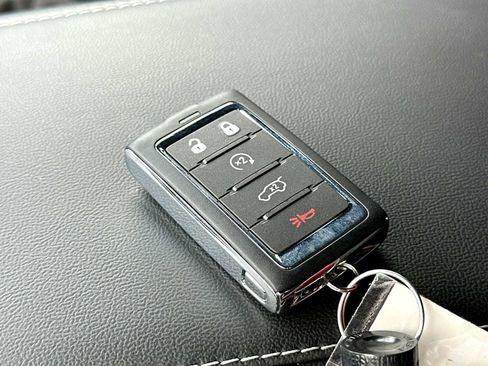 New 2026 Jeep Grand Cherokee Laredo X image 29