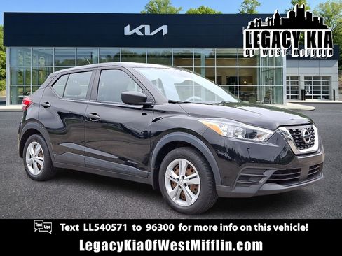 Used 2020 Nissan Kicks S FWD image 1