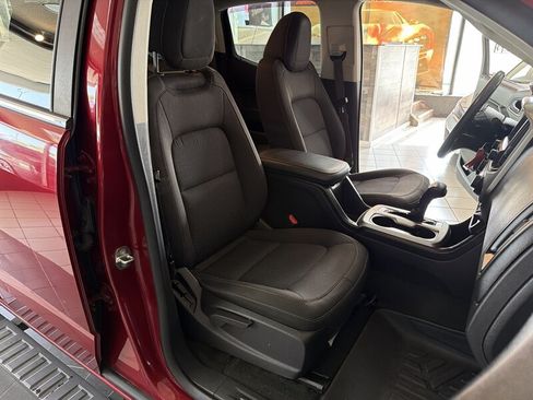 Used 2018 Chevrolet Colorado LT w/ LT Convenience Package AWD/4WD image 20