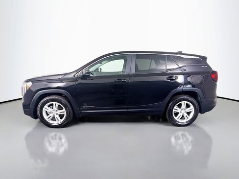 Used 2024 GMC Terrain SLE FWD image 6