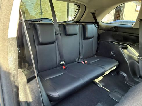 Used 2016 Toyota Highlander XLE AWD/4WD image 28