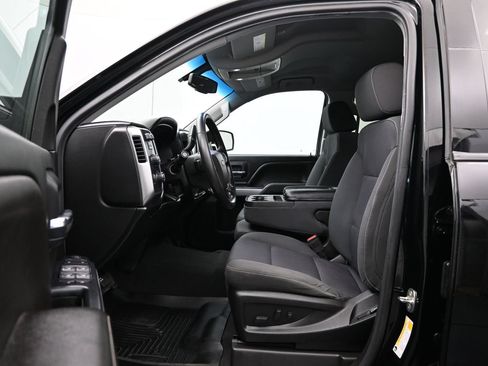 Used 2018 Chevrolet Silverado 1500 LT w/ All Star Edition AWD/4WD image 9