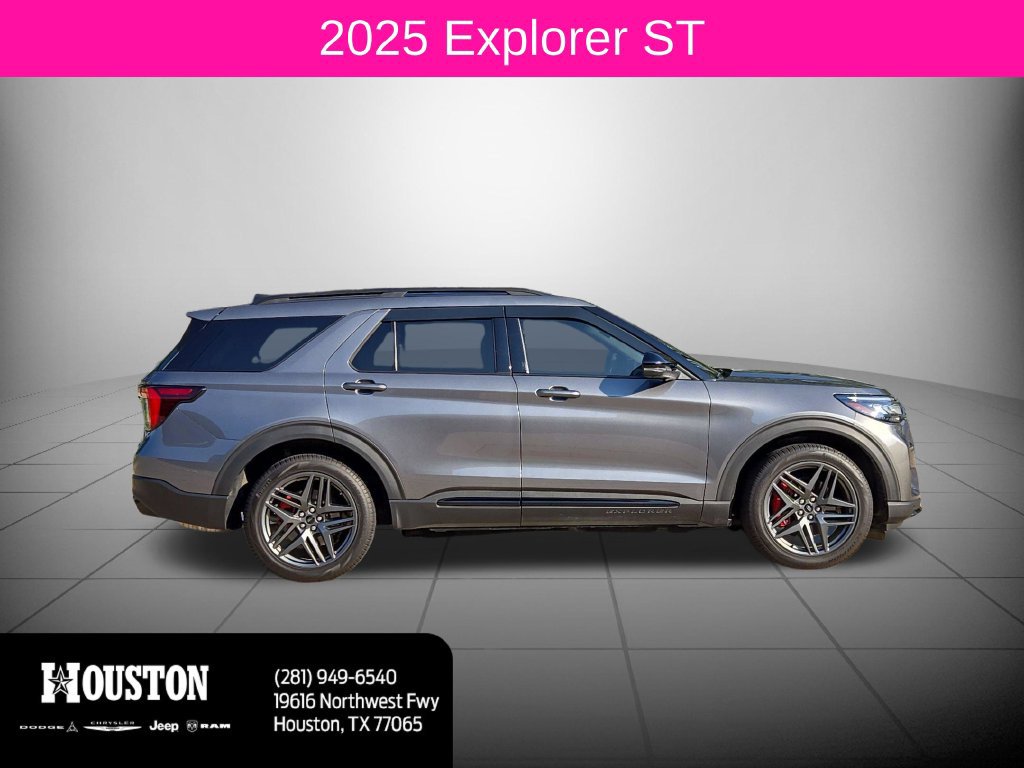 Used 2025 Ford Explorer ST w/ Sun And Sound Package AWD/4WD image 2