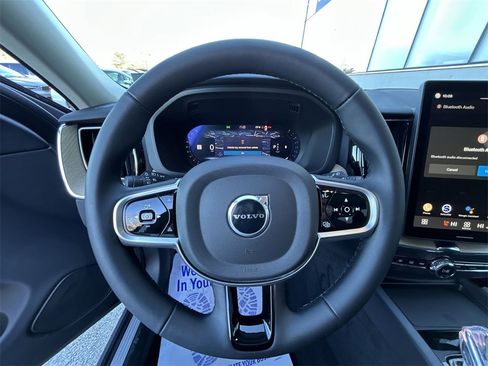 New 2026 Volvo XC60 B5 Plus w/ Climate Package image 18