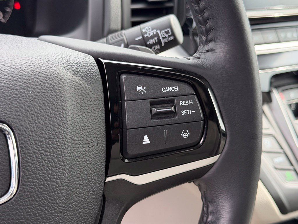 Used 2025 Honda Odyssey EX-L image 24