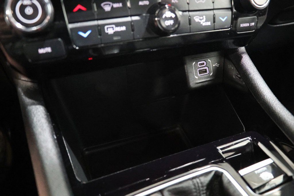 Used 2025 Jeep Compass Limited AWD/4WD image 30