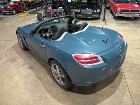 Used 2007 Saturn Sky w/ Premium Trim Pkg image 16
