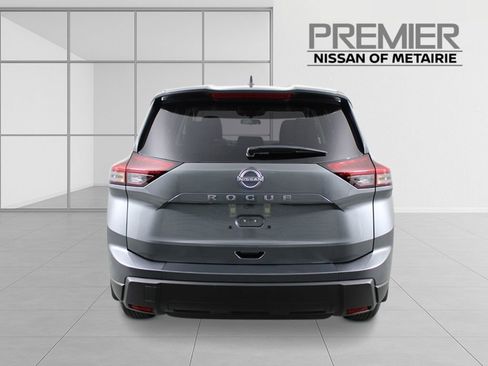 New 2026 Nissan Rogue Dark Armor image 4