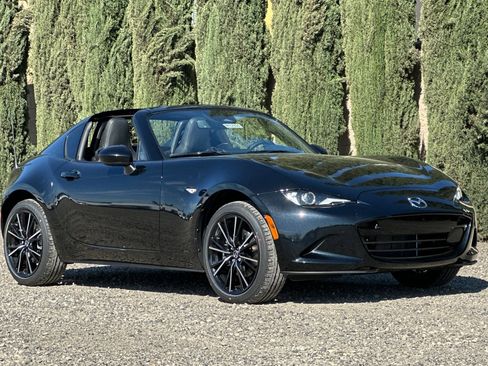 New 2026 MAZDA MX-5 Miata RF Grand Touring w/ Weather Package image 2