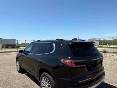 Used 2025 GMC Acadia Denali w/ LPO, Floor Liner Package AWD/4WD image 4