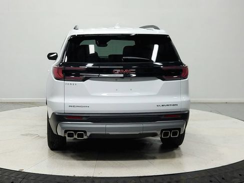 Used 2026 GMC Acadia Elevation w/ Elevation Premium Package FWD image 7