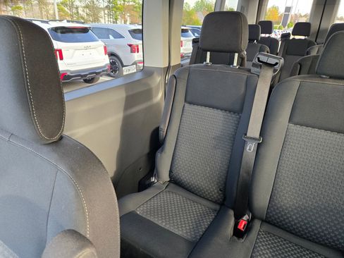 Used 2023 Ford Transit 350 XLT image 20