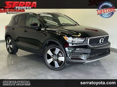 Used 2019 Volvo XC40 T5 Momentum