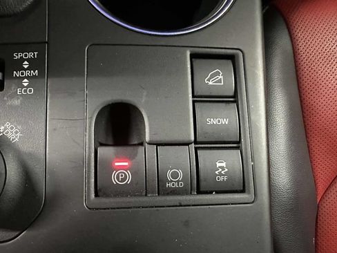 Used 2023 Toyota Highlander XSE AWD/4WD image 31