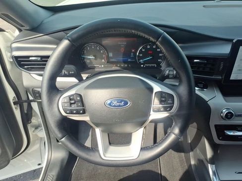 Certified 2023 Ford Explorer XLT w/ Equipment Group 202A image 16