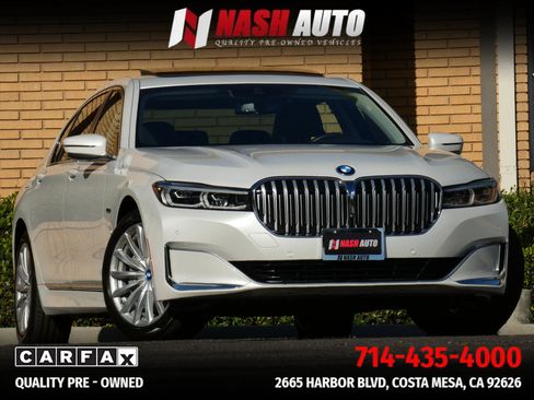 Used 2022 BMW 745e xDrive AWD/4WD image 1