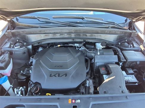 Used 2022 Kia Telluride SX w/ SX Prestige Package image 27