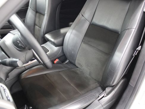 Used 2019 Jeep Grand Cherokee Altitude AWD/4WD image 14