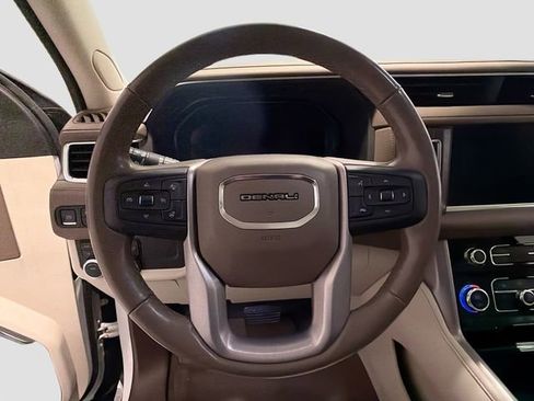 Certified 2023 GMC Yukon XL Denali image 10