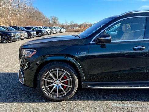 Used 2023 Mercedes-Benz GLS 63 AMG 4MATIC image 9