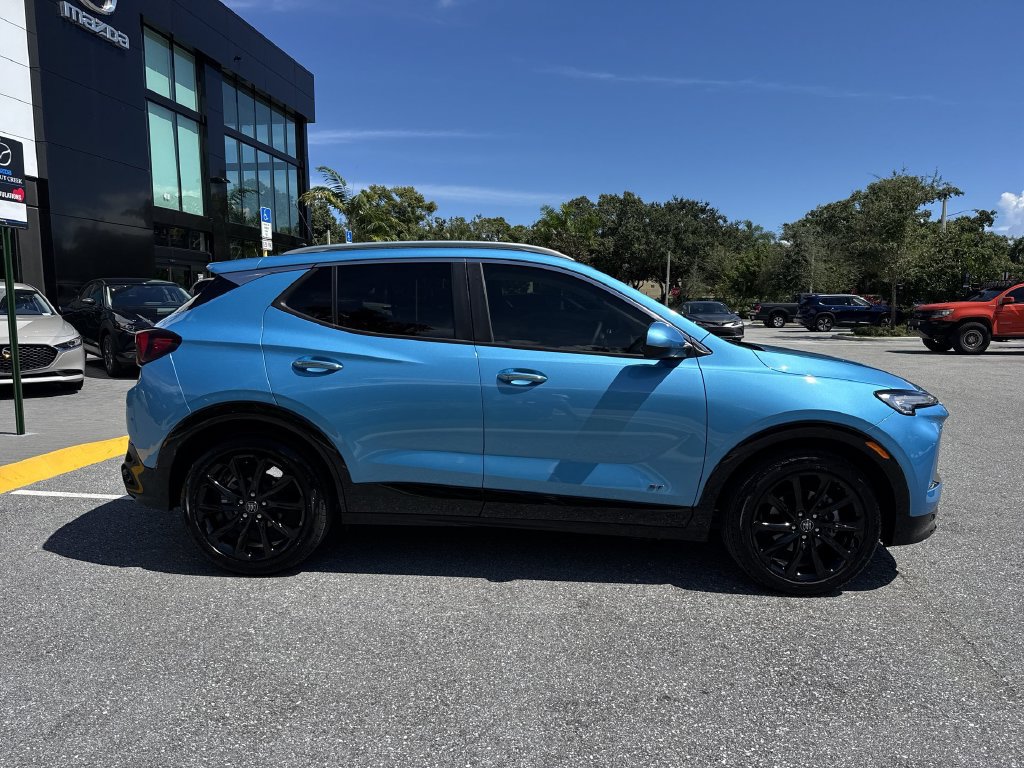 Used 2026 Buick Encore GX Sport Touring w/ Comfort Package FWD image 5