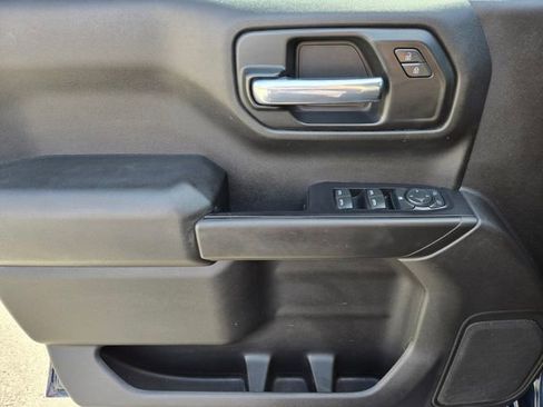 Used 2020 Chevrolet Silverado 1500 Custom w/ Custom Value Package RWD image 21