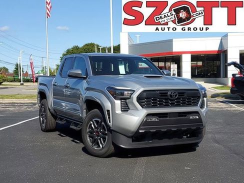 New 2025 Toyota Tacoma TRD Sport image 32
