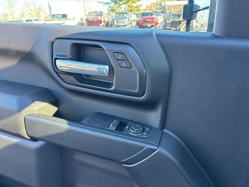 New 2025 GMC Sierra 3500 Pro w/ Convenience Package image 5