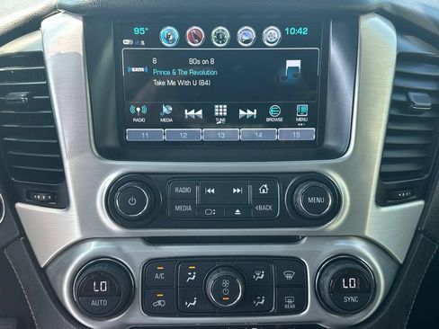 Used 2019 GMC Yukon XL SLT w/ Premium Edition RWD image 30
