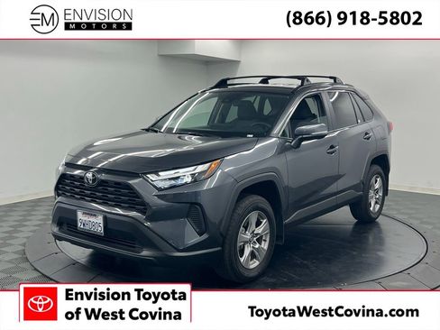 Used 2025 Toyota RAV4 XLE FWD image 1
