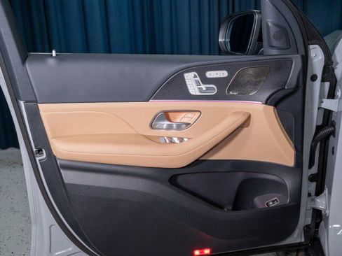 New 2026 Mercedes-Benz GLS 450 4MATIC image 13