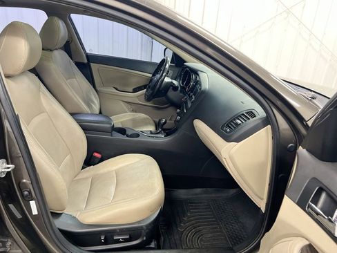 Used 2013 Kia Optima EX w/ Premium Pkg FWD image 24