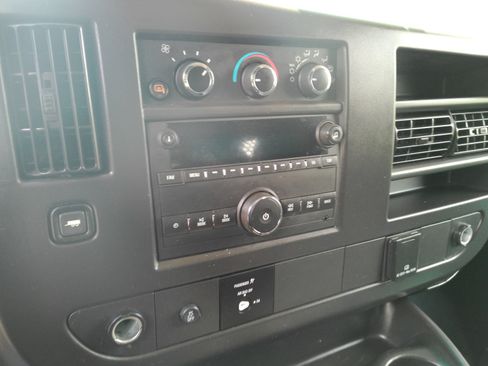 Certified 2025 Chevrolet Express 2500 w/ Driver Convenience Package RWD image 26