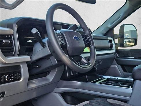 New 2025 Ford F250 XLT w/ Black Appearance Package AWD/4WD image 3
