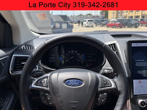Used 2024 Ford Edge Titanium AWD/4WD image 8