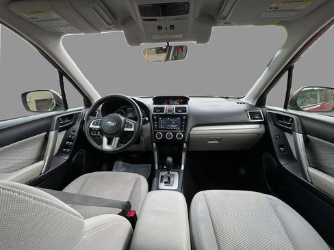Used 2018 Subaru Forester 2.5i Premium AWD/4WD image 9