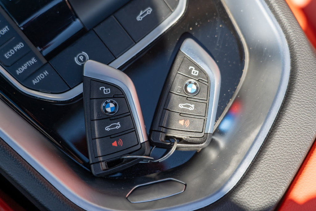 Used 2022 BMW Z4 M40i w/ Premium Package RWD image 29