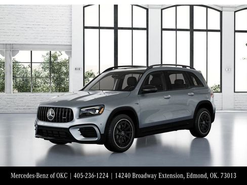 New 2026 Mercedes-Benz GLB 35 AMG 4MATIC image 39