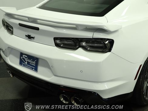 Used 2023 Chevrolet Camaro ZL1 RWD image 25
