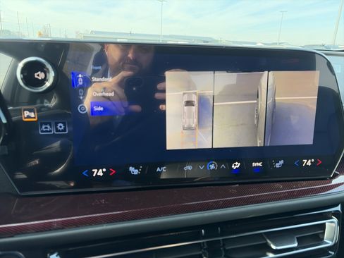 New 2026 Chevrolet Traverse Z71 w/ Enhanced Driving Package image 25