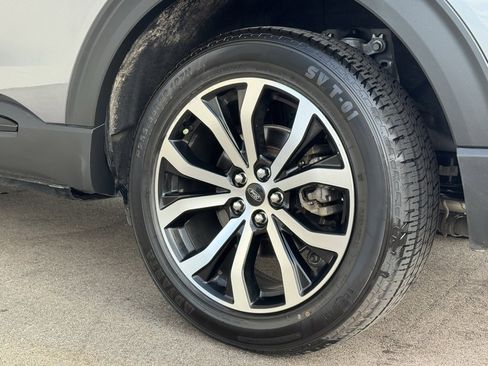 Used 2022 Ford Explorer ST-Line w/ Class IV Trailer Tow Package image 30