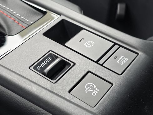 New 2026 Nissan Sentra SR w/ Floor Mat Package FWD image 21