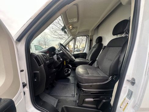 Used 2017 RAM ProMaster 2500 image 16