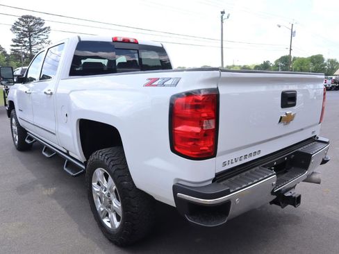 Used 2018 Chevrolet Silverado 2500 LTZ w/ Duramax Plus Package AWD/4WD image 7
