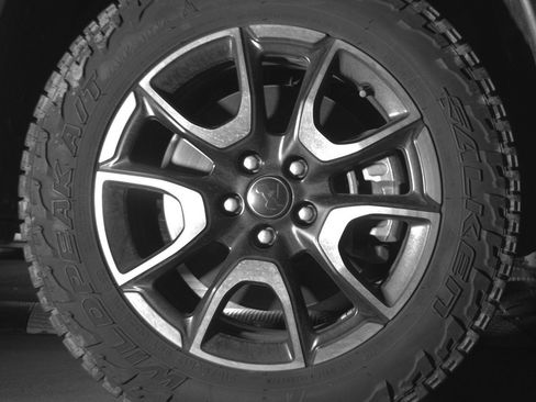 Used 2025 Jeep Compass Trailhawk AWD/4WD image 13